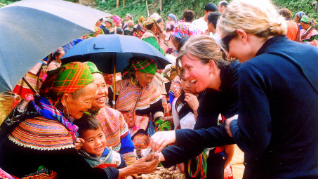 Nét văn hóa của những phiên chợ vùng cao Điện Biên