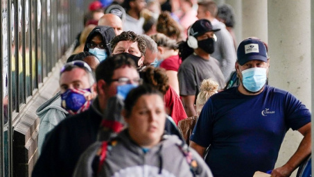 OECD: Suy thoái kinh tế năm nay sẽ ít nghiêm trọng hơn so với dự báo