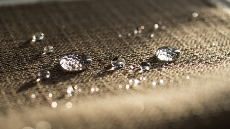 Vật liệu Nano trong sản xuất vải chống nước bền vững