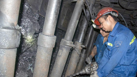 Than Thống Nhất: Dành 202 triệu đồng khen thưởng công nhân xuất sắc 6 tháng đầu năm