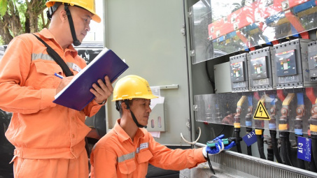 EVNHANOI đảm bảo nguồn điện phục vụ các hoạt động kỷ niệm ngày Cách mạng tháng Tám