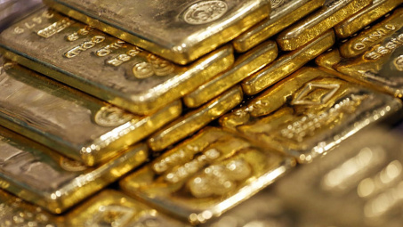 Giá vàng ngày 18/8 tăng vọt, tiến ngưỡng tâm lý 2.000 USD/Ounce