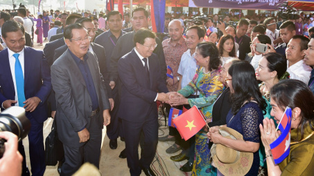 Kết nối hạ tầng thương mại biên giới với Campuchia