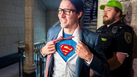 [Quốc tế nổi bật] Nơi ông Trudeau được là "siêu anh hùng"