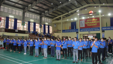 Gần 500 đoàn viên, thanh niên TKV tham gia hiến máu tình nguyện đợt 2