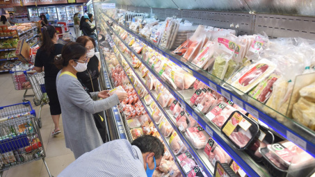 Hệ thống siêu thị Co.opmart cả nước đồng loạt giảm giá các mặt hàng thiết yếu
