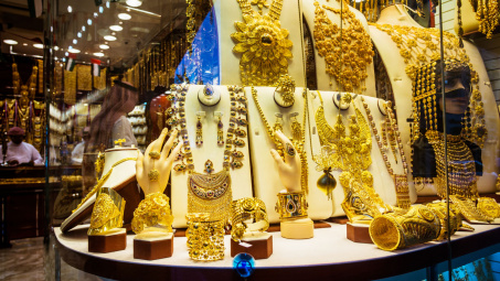 Tuần qua, thị trường vàng chứng kiến liên tiếp các kỷ lục, mức đỉnh mới được thiết lập ra