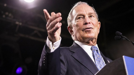 [Quốc tế nổi bật] Tỷ phú Bloomberg "rót tiền" khủng cho ông Biden