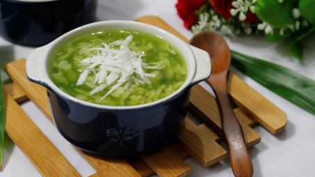 Món ngon khó cưỡng từ cốm làng Vòng