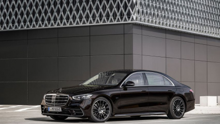 Cuối cùng, Mercedes S-Class 2021 cũng hé lộ giá bán