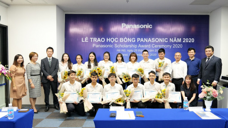Panasonic trao tặng 15 suất học bổng cho sinh viên tài năng năm 2020
