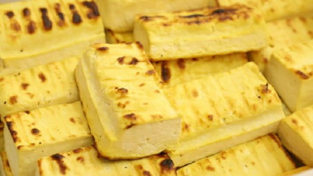 Ấn tượng sản phẩm Đậu phụ nướng Võng La tại hội nghị OCOP Hà Nội