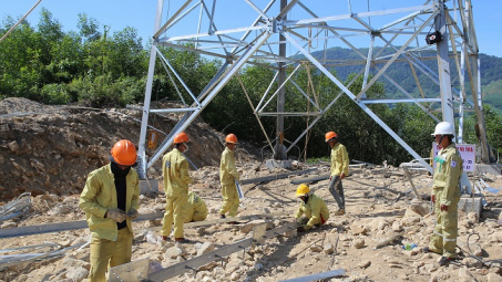 Đường dây 500 kV Dốc Sỏi - Pleiku 2: Phấn đấu hoàn thành đúng tiến độ