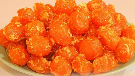 Mua gì làm quà khi đến Hà Nội