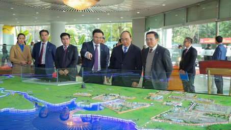 Thủ tướng Nguyễn Xuân Phúc: Tinh thần “những người đi tìm lửa” của Petrovietnam được khẳng định, nay thể hiện ở tầm cao mới