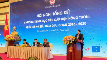 Điện khí hóa nông thôn từ góc nhìn địa phương: Nhân văn, “trúng” và “đúng”