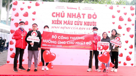 Đồng hành cùng Chủ nhật Đỏ, người lao động ngành Công Thương lan tỏa yêu thương