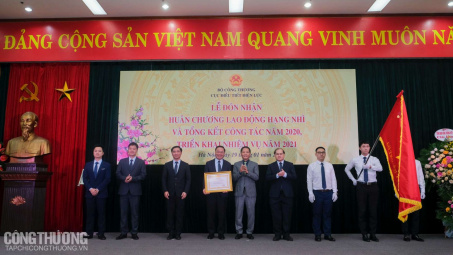 Cục Điều tiết điện lực đón nhận Huân chương Lao động hạng Nhì: Nỗ lực 15 năm được ghi nhận xứng đáng