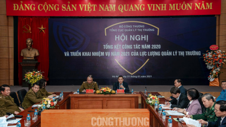 Năm đặc biệt với những trận đánh "lần đầu tiên" của lực lượng quản lý thị trường