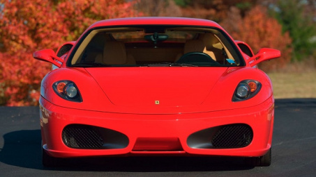 [Quốc tế nổi bật] Ông Trump rao bán siêu xe