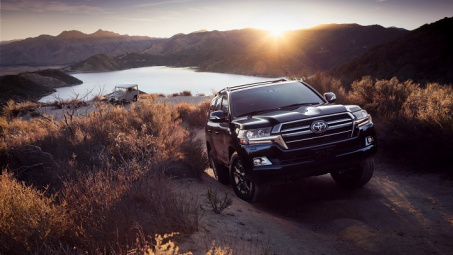 Toyota Land Cruiser 2021 sẽ có 3 phiên bản động cơ, tạm dừng bán tại Mỹ