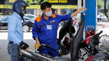 Tăng cường giám sát, đảm bảo nguồn cung xăng dầu những tháng cuối năm