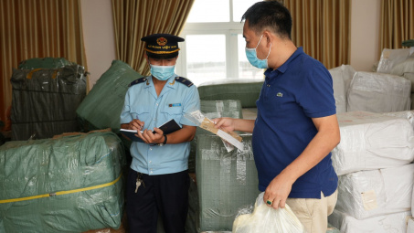 6 nhóm giải pháp hỗ trợ doanh nghiệp xuất nhập khẩu thông suốt trong bối cảnh dịch COVID-19.