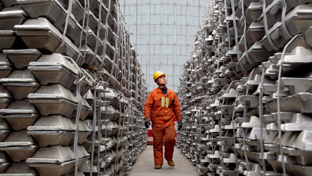 Giá kẽm chạm đỉnh 14 năm, hãng sản xuất kẽm lớn nhất thế giới giảm 50% công suất vì giá điện tăng vọt