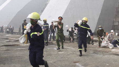 Diễn tập phương án chữa cháy quy mô lớn nhất tại Nhà máy Thủy điện Sơn La