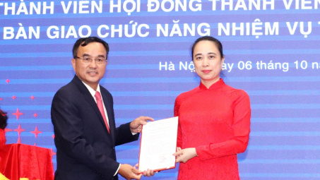 Chuyển đổi số ở EVNNPC: Thành công đến từ “người truyền lửa”