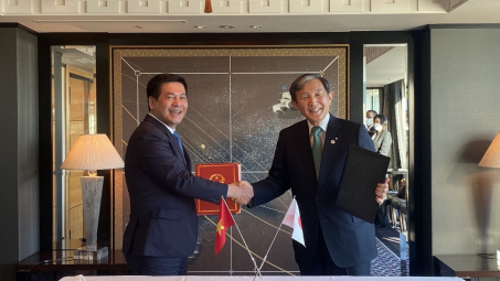 Bộ trưởng Bộ Công Thương Nguyễn Hồng Diên tiếp và làm việc với Thống đốc tỉnh Wakayama tại Tokyo