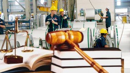 Cân bằng lợi ích khi bảo vệ doanh nghiệp trong nước