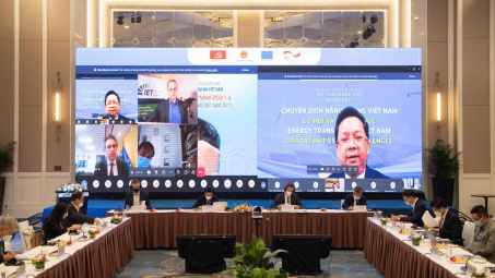 Chuyển dịch năng lượng gắn với phát triển hạ tầng hiệu quả và bền vững