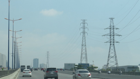 Thêm cửa khẩu được nhập khẩu ô tô chở người dưới 16 chỗ