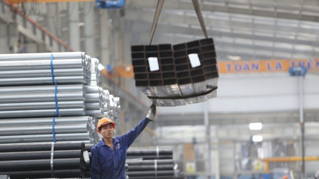 Tiêu thụ thép trong nước giảm, xuất khẩu tăng
