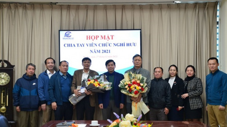 Đại học Điện lực: Xúc động buổi gặp mặt viên chức nghỉ chế độ năm 2021
