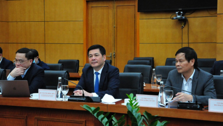 Bộ Công Thương: Khẩn trương hoàn tất thủ tục để triển khai các dự án lưới điện tỉnh Kon Tum