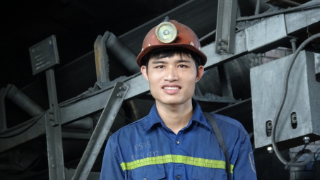 Thợ lò "9X" của Than Thống Nhất - Tấm gương "Người thợ mỏ - Người chiến sỹ"