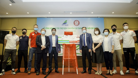 Bamboo Airways trở thành nhà tài trợ vận chuyển cho CLB Bóng đá TP. HCM