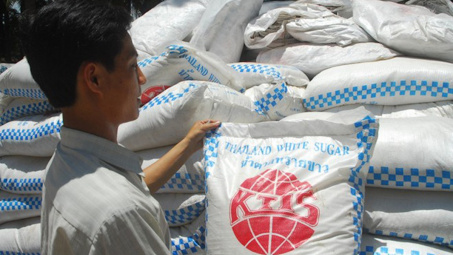 Tiếp nhận đề nghị miễn trừ thuế chống bán phá giá và chống trợ cấp tạm thời với đường mía Thái Lan