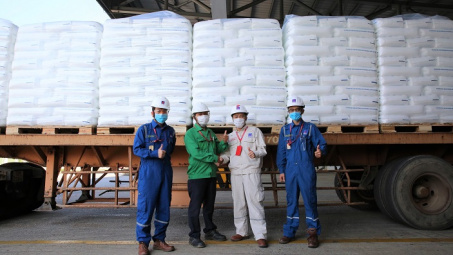 BSR sản xuất và xuất bán sản phẩm hạt nhựa mới T3045