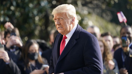 [Quốc tế nổi bật] Ông Trump bị đòi tiền phạt