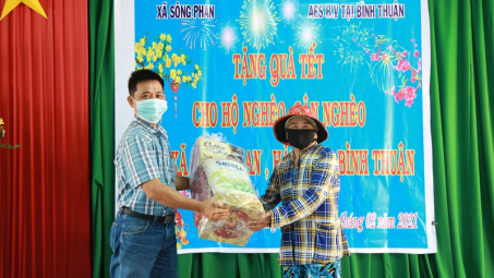 AES Việt Nam trao cái Tết ấm áp cho 100 hộ nghèo tỉnh Bình Thuận