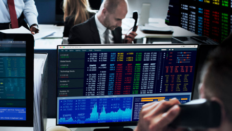 Tín hiệu tăng lãi suất, thắt chặt chính sách tiền tệ khắp Châu Á