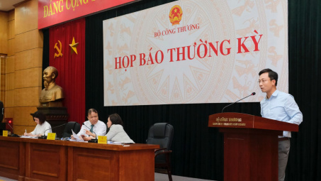 Tăng cường kiểm tra liên ngành, đảm bảo trách nhiệm trong quản lý kinh doanh xăng dầu