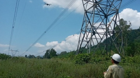 Truyền tải điện Quảng Ngãi: Triển khai ứng dụng thiết bị bay UAV trong công tác quản lý vận hành