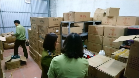 QLTT Hà Nội: Đột kích “kho hàng” thu giữ hơn chục nghìn sản phẩm mang nhãn hiệu BIBOP