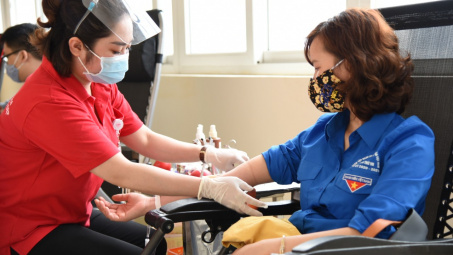 Tuổi trẻ TKV tích cực tham gia hiến máu tình nguyện