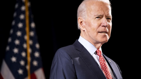 [Quốc tế nổi bật] Ông Biden bị 21 bang kiện