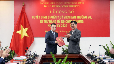 Công bố Quyết định chuẩn y Bí thư Đảng ủy Bộ Công Thương nhiệm kỳ 2020-2025